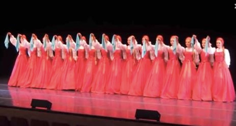 16 Women Line Up On Stage — Baffle Crowd With Otherworldly Moves