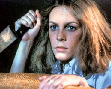 Halloween: Jamie Lee Curtis Reveals Michael Myers Face Mask