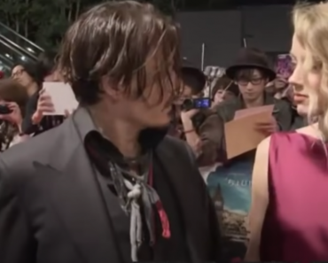 Watch Johnny Depp Looking Uneasy Around Alleged Abuser Amber Heard