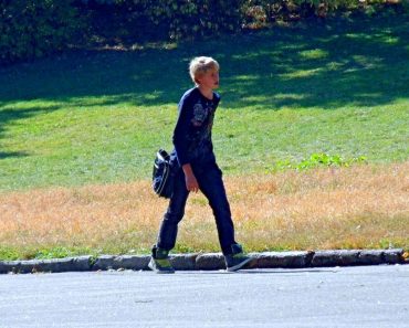 8-Year-Old Boy Disappears Every Night, Then Dad Secretly Follows Him And Realizes Why