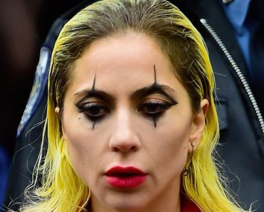 Lady Gaga Steps Out As Harley Quinn in Full Costume & Makeup  in ‘Joker 2’ Set Photos